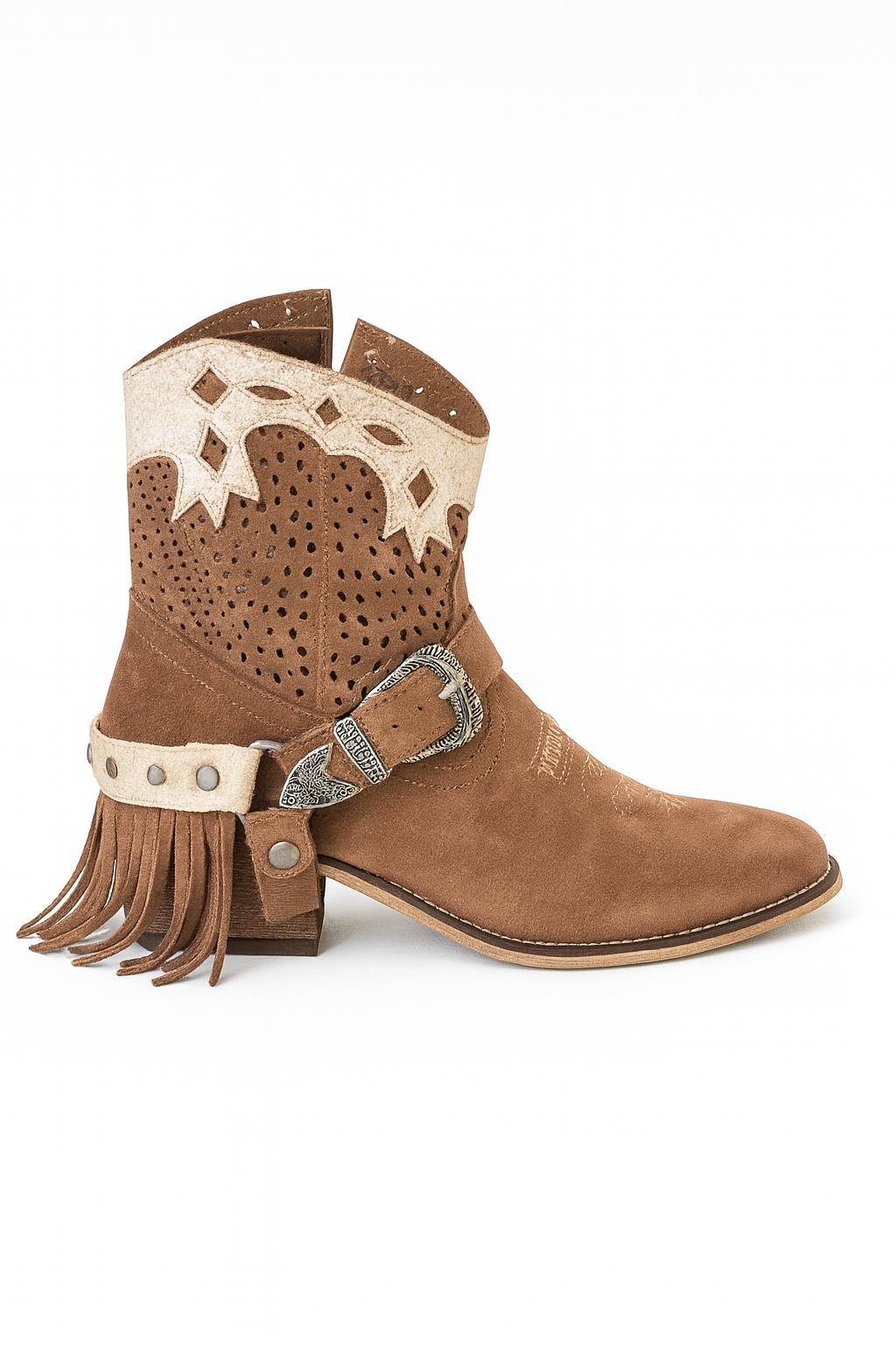 Bota camel com franjas