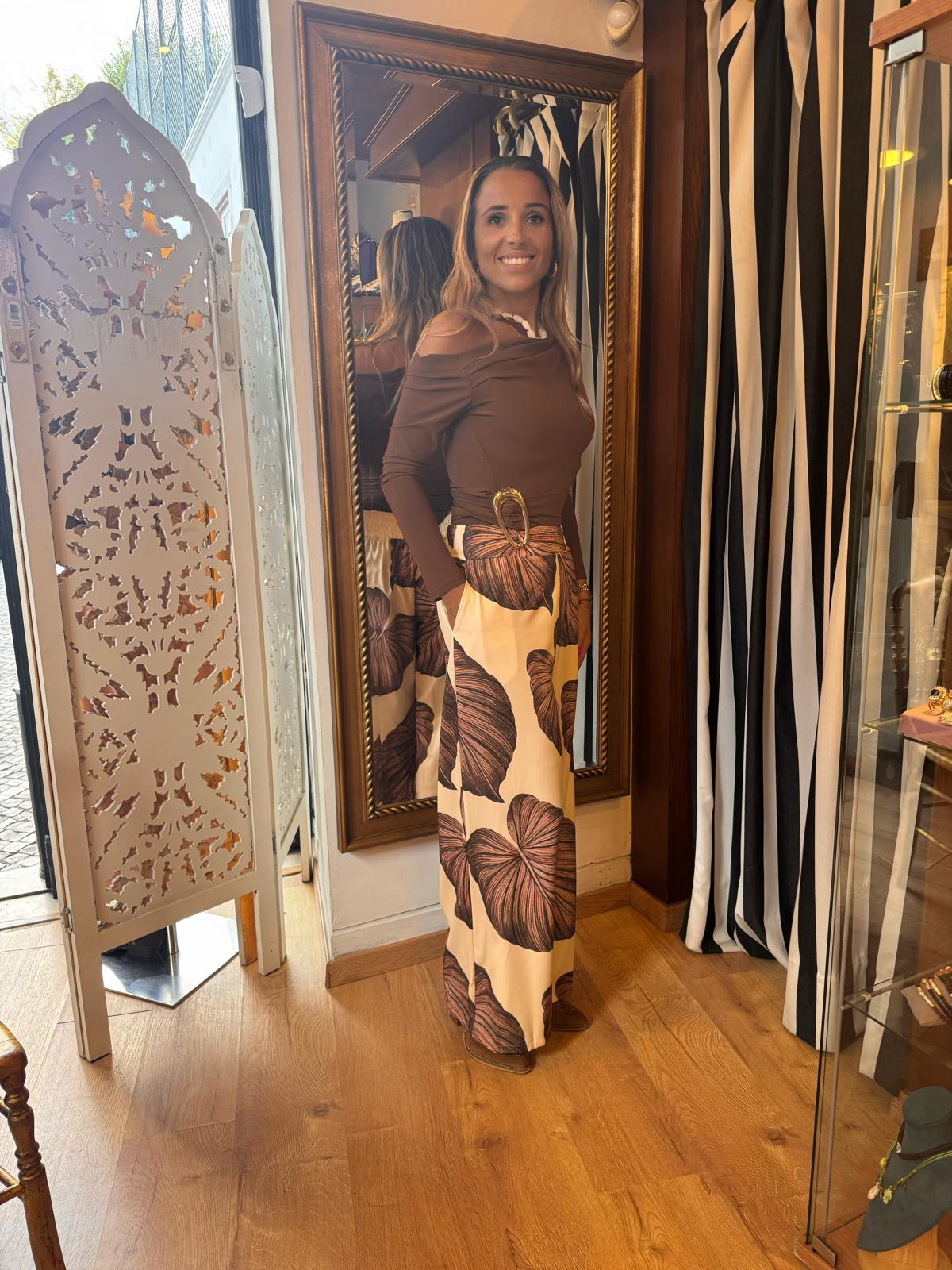 Body com aplicação dourada