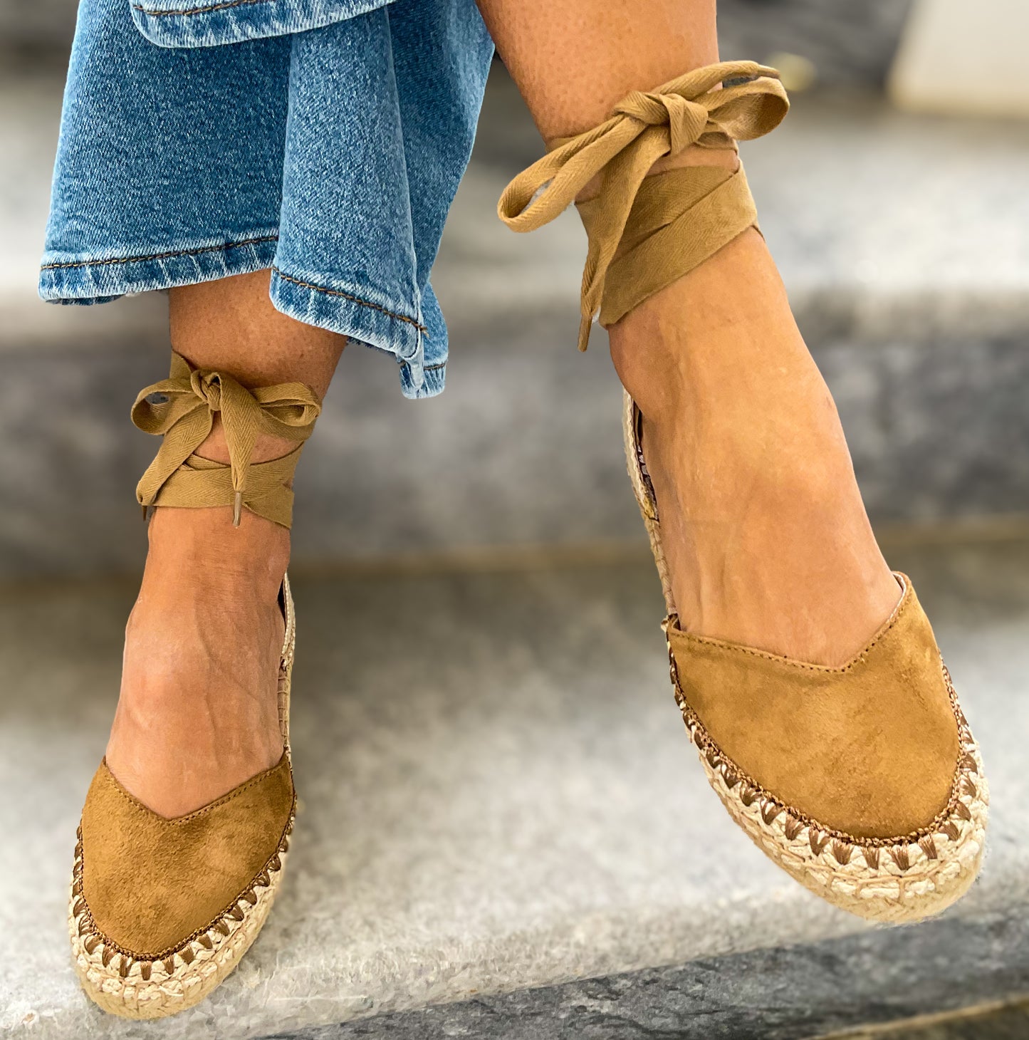 Sapato de corda em cor camel
