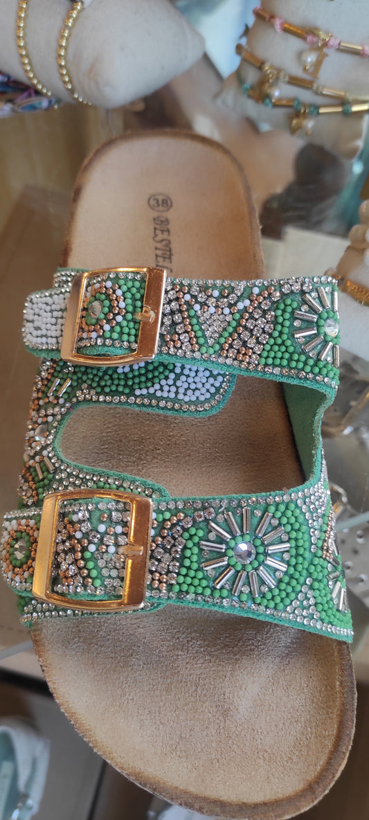 Chinela verde