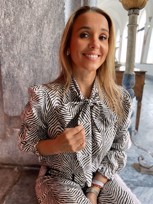 Camisa zebra de cor preto