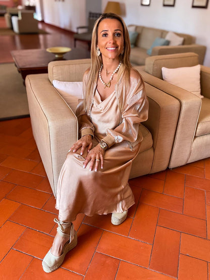Vestido de setim