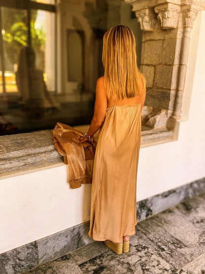 Vestido de setim